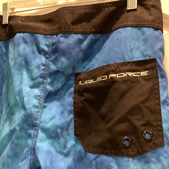 LIQUID FORCE SIZE 32 BRAND NEW SWIM TRUNKS - Picture 5 of 8
